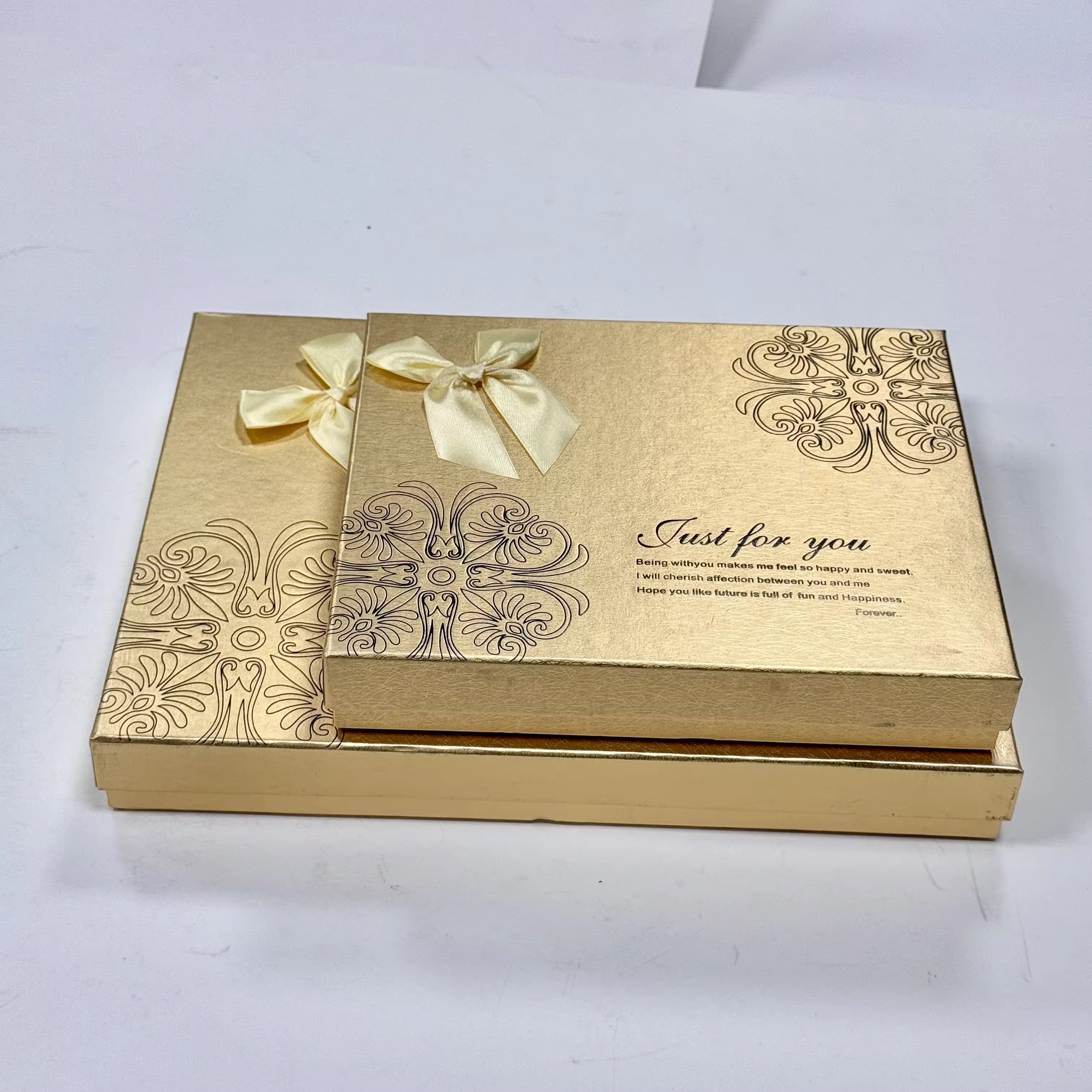 In hộp cứng giá rẻ Hà Nội