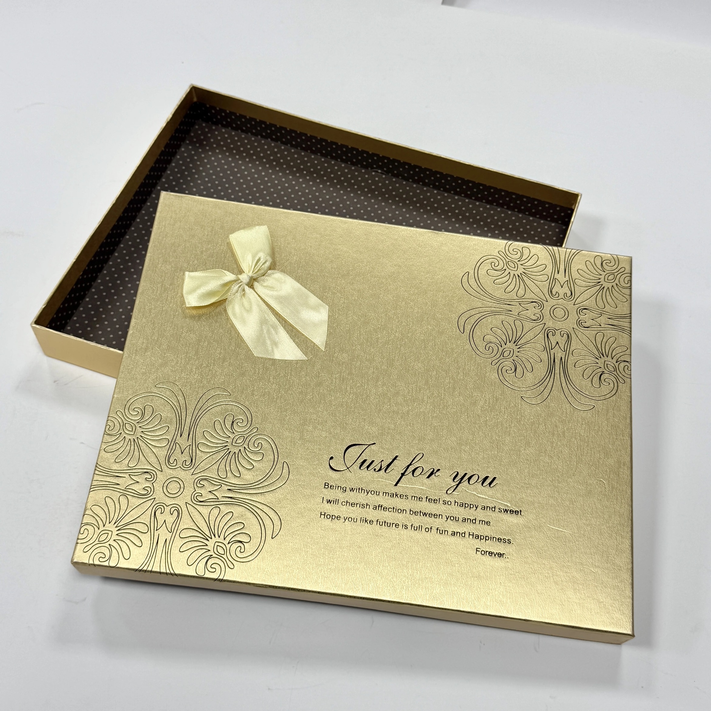 In hộp cứng giá rẻ Hà Nội