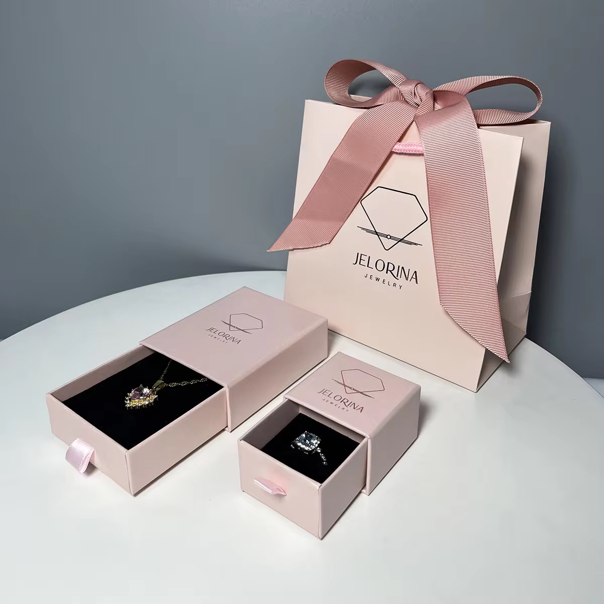 In hộp cứng trang sức