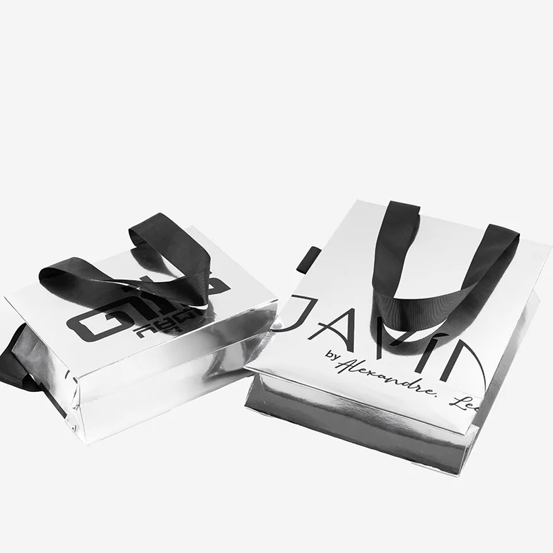 in túi giấy chuyên nghiệp