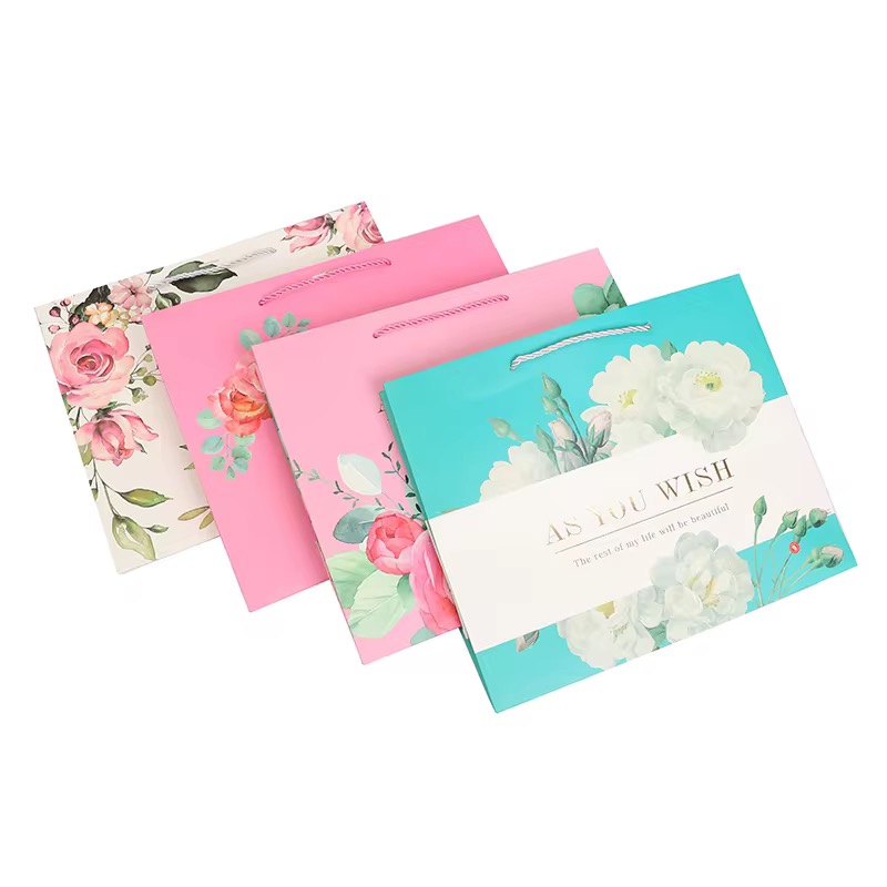 in túi giấy bán hàng