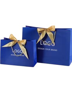 in túi giấy shop thời trang