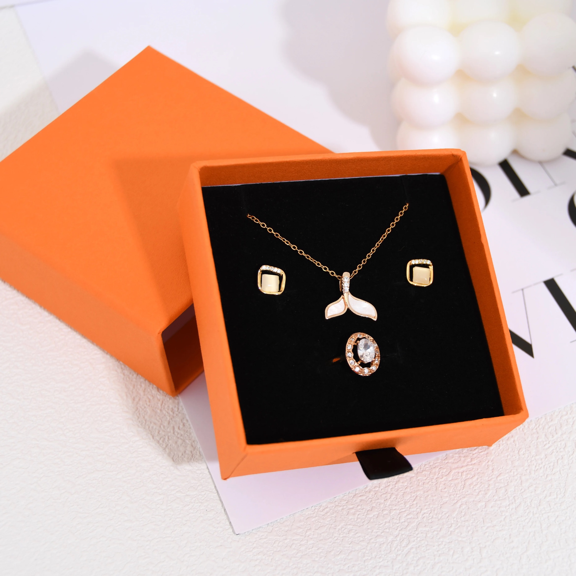 Báo giá hộp cứng