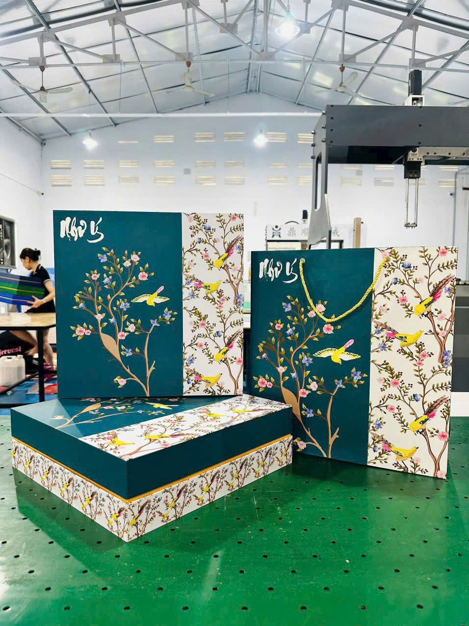 in hộp quà tết 2026